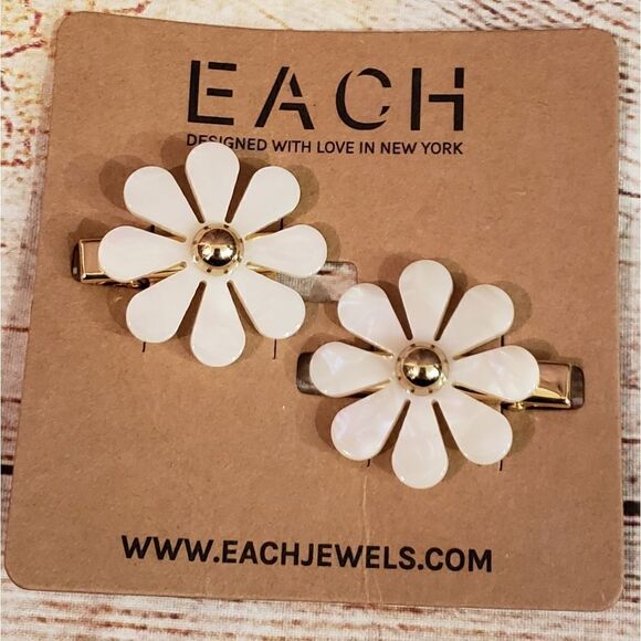 3 for $25 EACH Flower Barrette - Picture 1 of 4